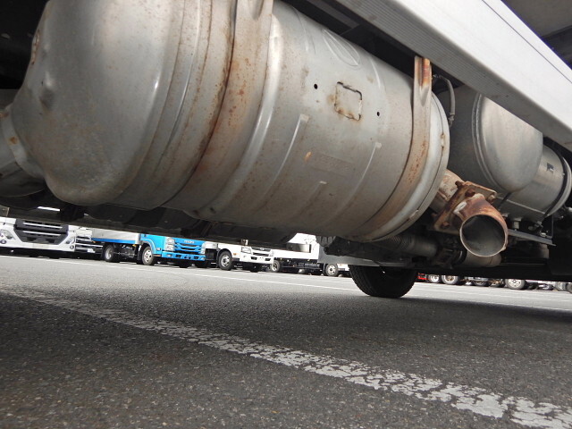 三菱ふそうファイターアルミウイング中型（4t）[写真13]