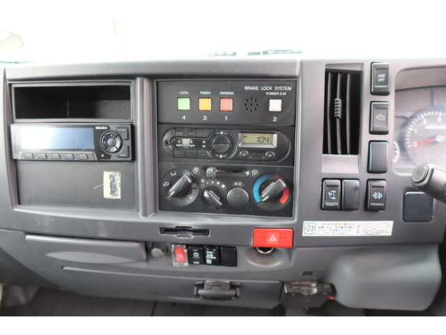 いすゞエルフパッカー車（塵芥車）小型（2t・3t）[写真34]