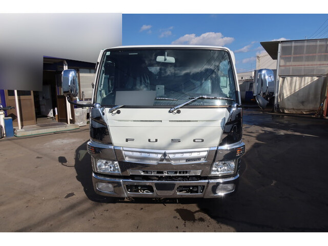 三菱ふそうキャンターダブルキャブ（Wキャブ）小型（2t・3t）[写真03]
