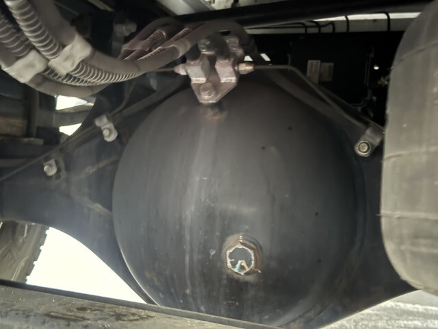 UDトラックスコンドルアルミウイング小型（2t・3t）[写真30]