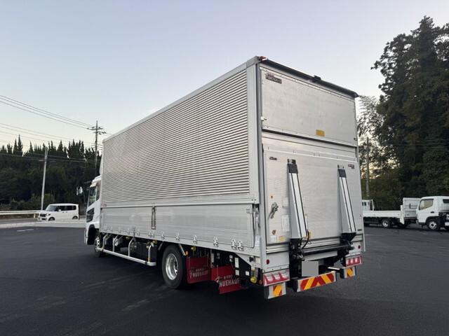 UDトラックスコンドルアルミウイング小型（2t・3t）[写真04]