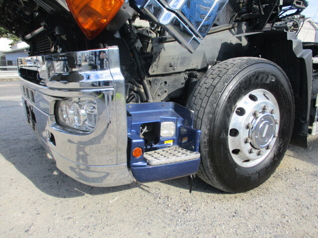 日野プロフィアトレーラーヘッド（トラクターヘッド）大型（10t）[写真33]