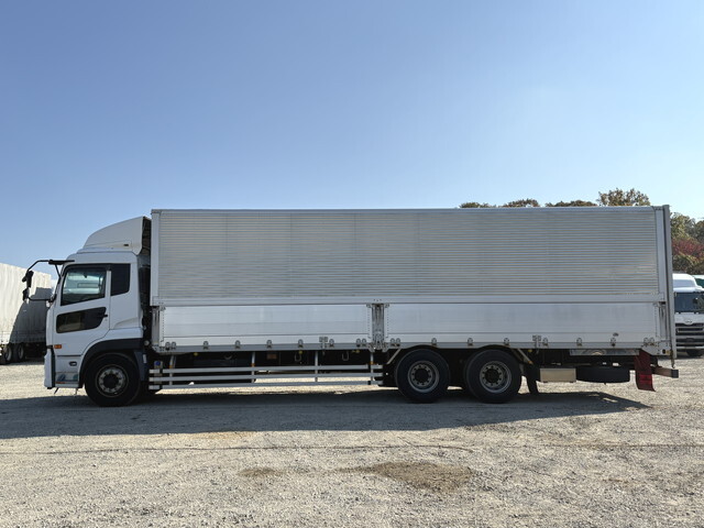 UDトラックスその他の車種アルミウイング大型（10t）[写真04]