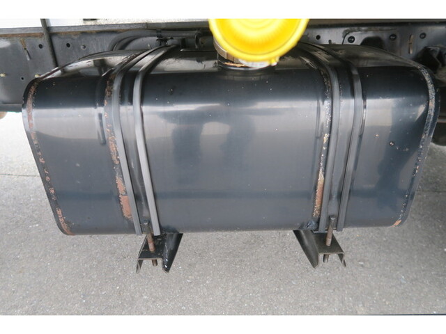 日野レンジャーアルミウイング中型（4t）[写真23]