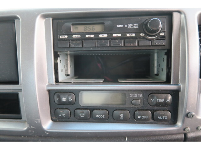 日野レンジャーアルミウイング中型（4t）[写真34]