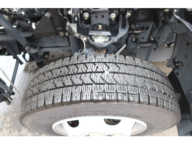 いすゞエルフ冷凍車（冷蔵車）小型（2t・3t）[写真20]