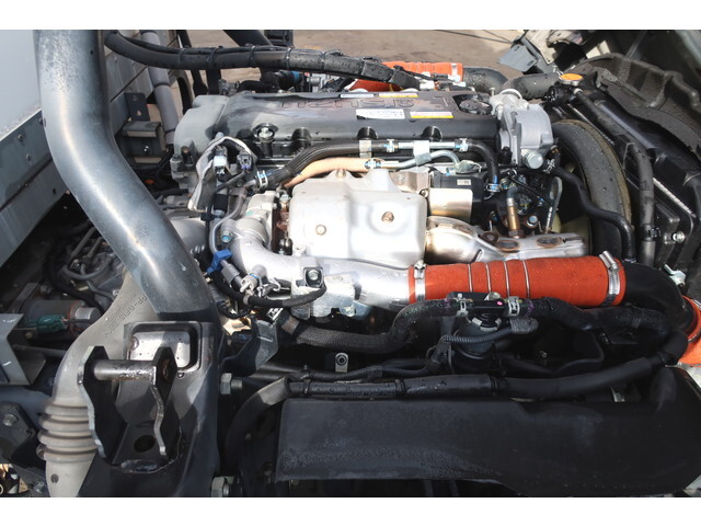 いすゞエルフ冷凍車（冷蔵車）小型（2t・3t）[写真25]