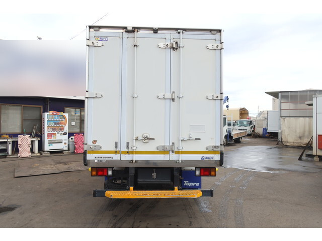 いすゞエルフ冷凍車（冷蔵車）小型（2t・3t）[写真05]