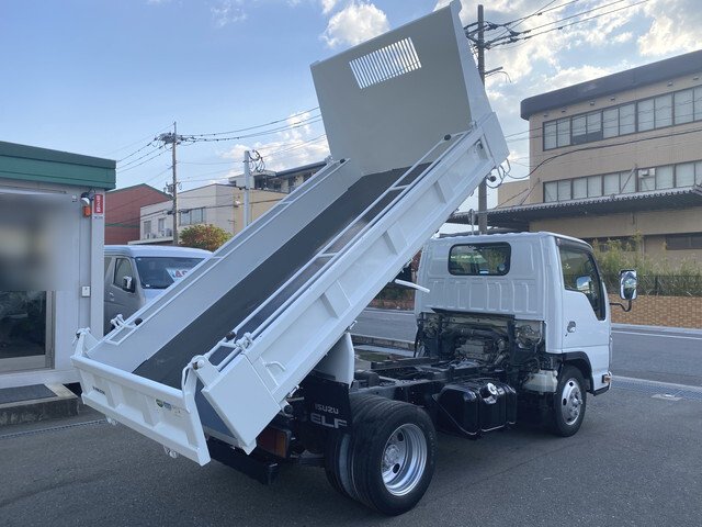 いすゞエルフダンプ小型（2t・3t）[写真05]