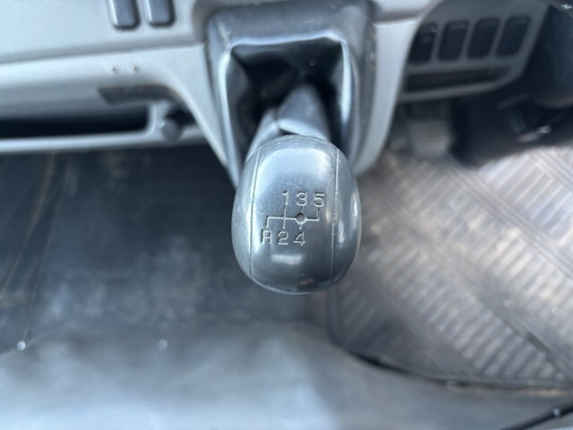 三菱ふそうキャンターパッカー車（塵芥車）小型（2t・3t）[写真18]