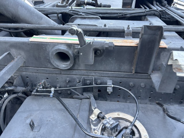 三菱ふそうキャンターパッカー車（塵芥車）小型（2t・3t）[写真26]