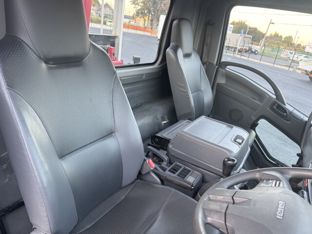 いすゞフォワードクレーン4段中型（4t）[写真19]