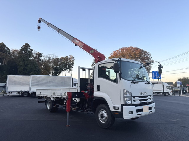 いすゞフォワードクレーン4段中型（4t）[写真03]