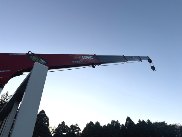 いすゞフォワードクレーン4段中型（4t）[写真05]