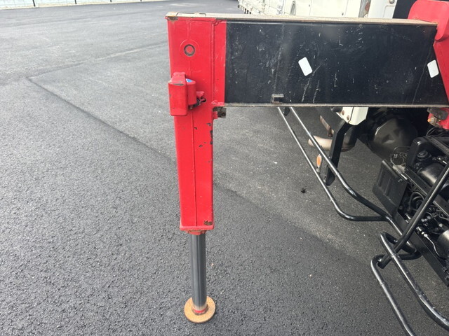 いすゞフォワードクレーン4段中型（4t）[写真07]