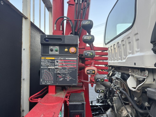 いすゞフォワードクレーン4段中型（4t）[写真08]