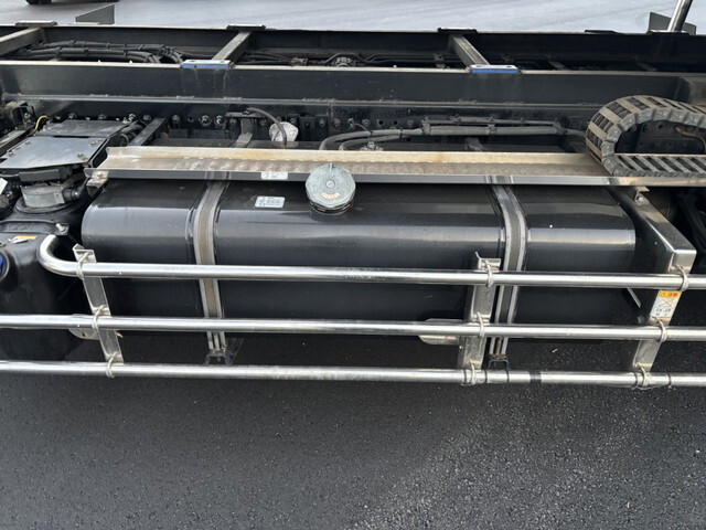 日野プロフィアセーフティローダー大型（10t）[写真22]