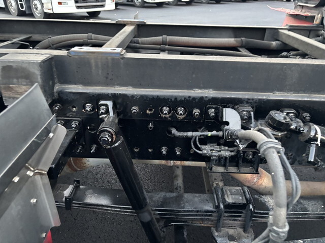 日野プロフィアセーフティローダー大型（10t）[写真26]