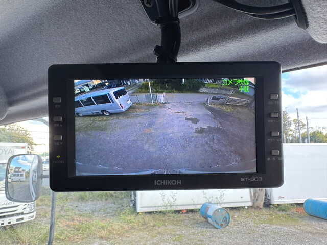 いすゞフォワードアルミバン中型（4t）[写真26]