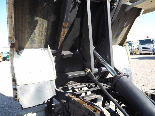 マツダタイタンダンプ・クレーン付小型（2t・3t）[写真18]