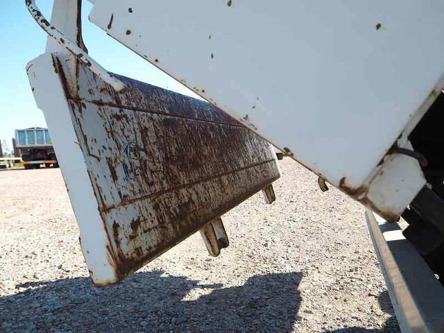 マツダタイタンダンプ・クレーン付小型（2t・3t）[写真24]