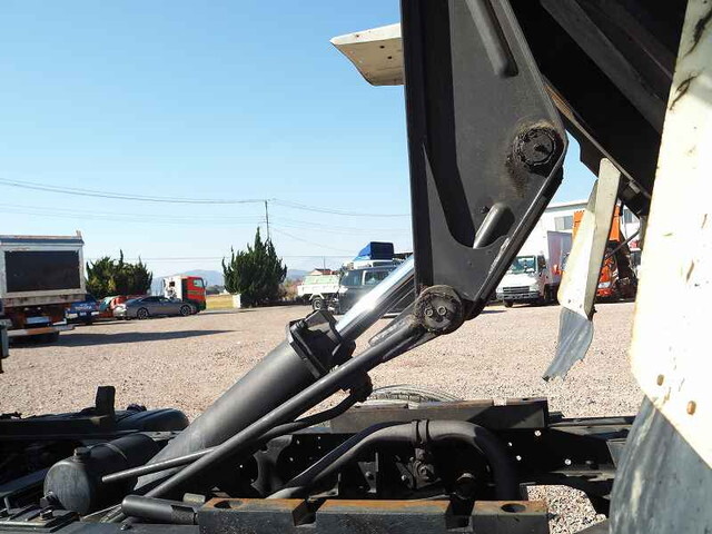 マツダタイタンダンプ・クレーン付小型（2t・3t）[写真26]