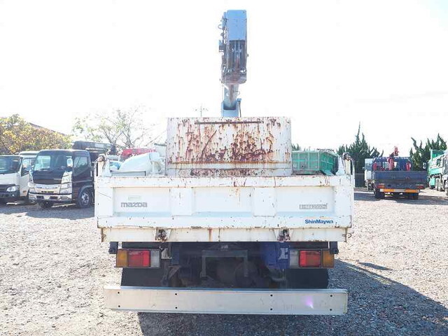 マツダタイタンダンプ・クレーン付小型（2t・3t）[写真32]