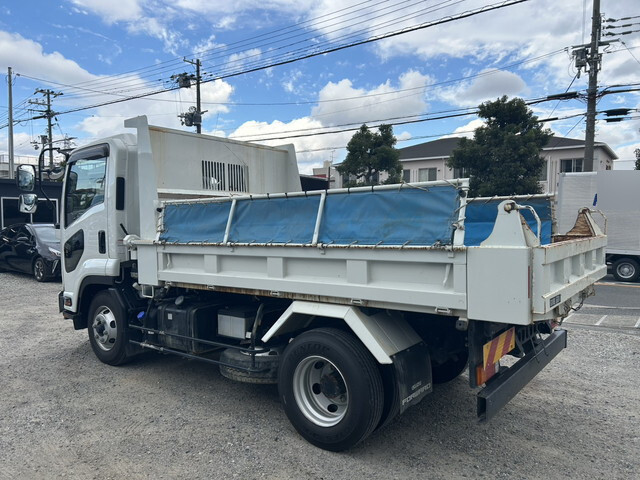 いすゞフォワードダンプ中型（4t）[写真02]