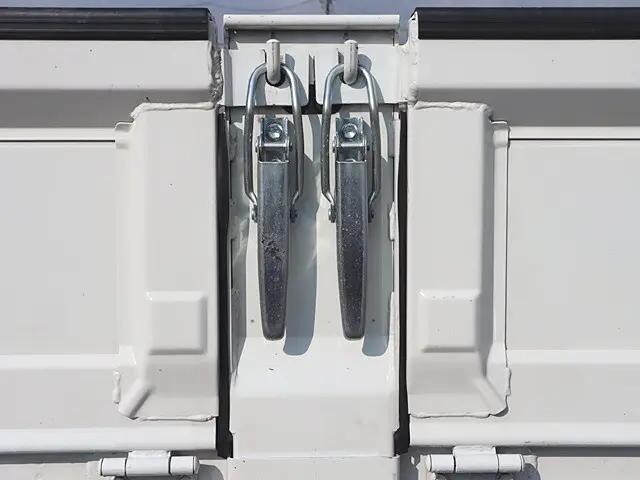 トヨタダイナ平ボディ小型（2t・3t）[写真12]