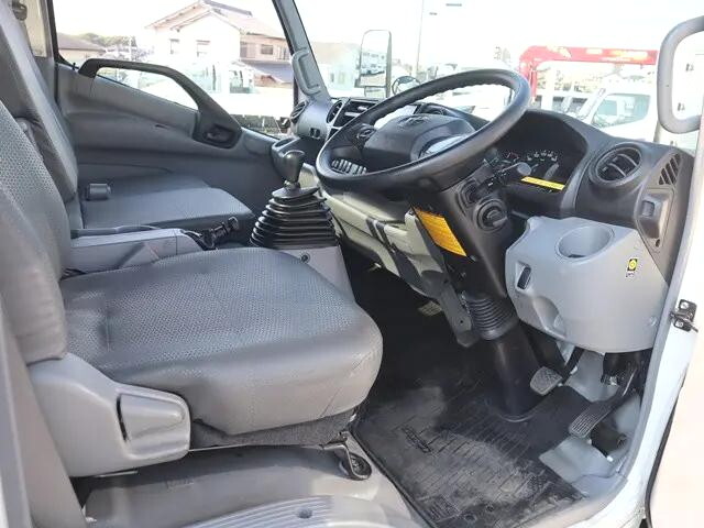 トヨタダイナ平ボディ小型（2t・3t）[写真29]