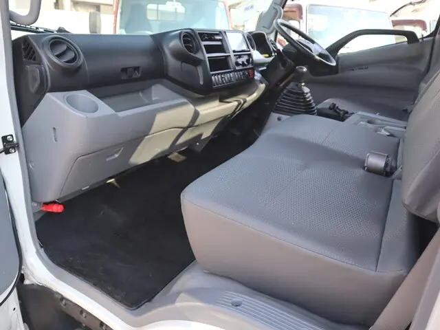 トヨタダイナ平ボディ小型（2t・3t）[写真31]