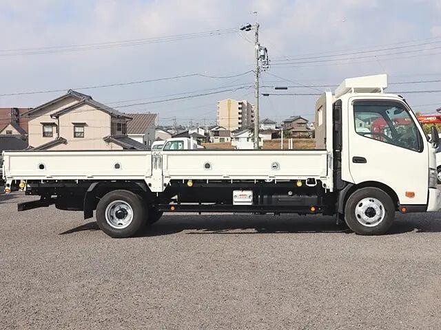 トヨタダイナ平ボディ小型（2t・3t）[写真05]