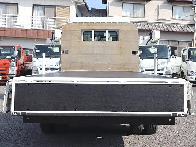 トヨタダイナ平ボディ小型（2t・3t）[写真08]