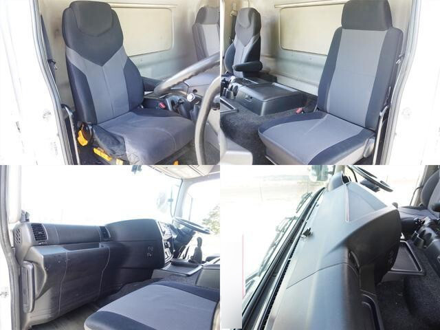 日野プロフィアアルミウイング大型（10t）[写真17]