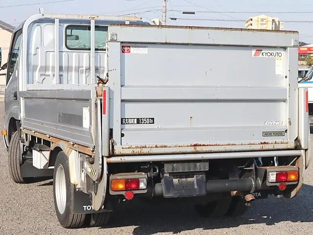 トヨタダイナ平ボディ小型（2t・3t）[写真02]