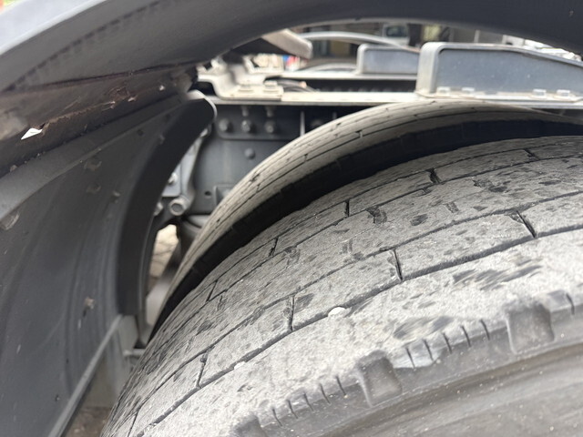 日野プロフィアトレーラーヘッド（トラクターヘッド）大型（10t）[写真19]