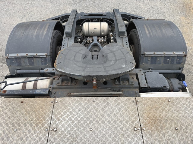 日野プロフィアトレーラーヘッド（トラクターヘッド）大型（10t）[写真27]