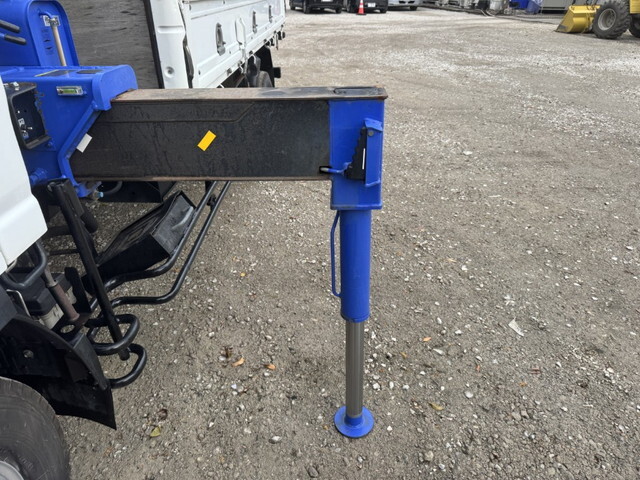 いすゞエルフクレーン3段小型（2t・3t）[写真17]