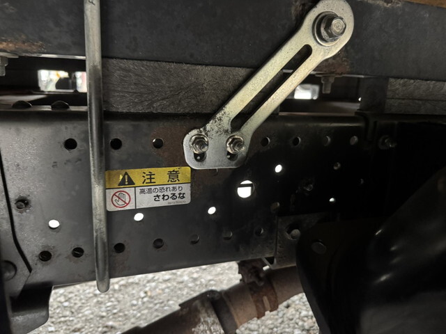 いすゞエルフクレーン3段小型（2t・3t）[写真25]