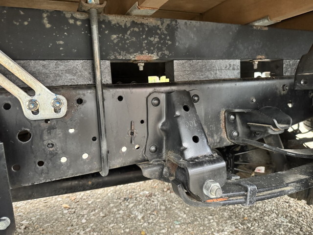 いすゞエルフクレーン3段小型（2t・3t）[写真28]