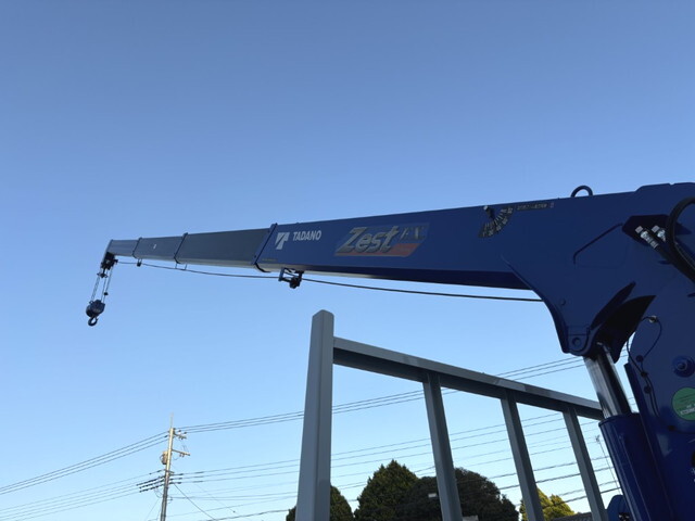 三菱ふそうキャンタークレーン4段小型（2t・3t）[写真17]