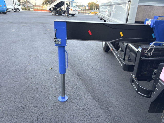 三菱ふそうキャンタークレーン4段小型（2t・3t）[写真20]