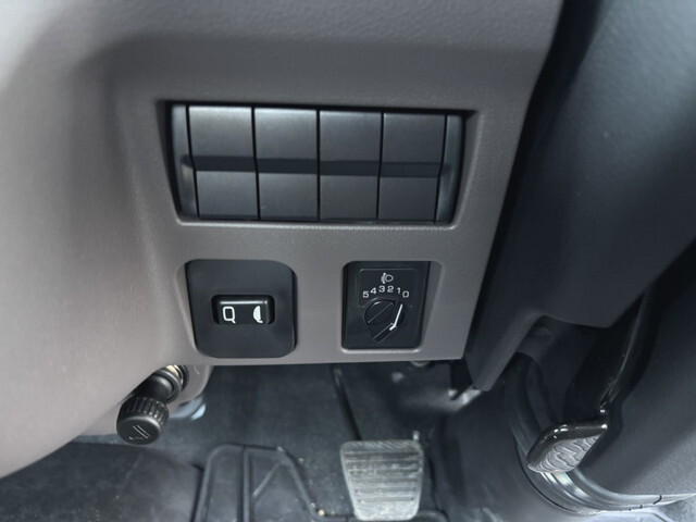 三菱ふそうキャンタークレーン4段小型（2t・3t）[写真28]