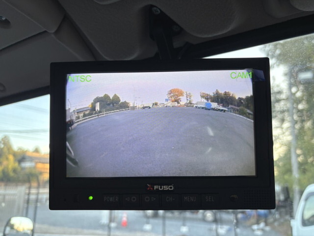 三菱ふそうキャンタークレーン4段小型（2t・3t）[写真29]