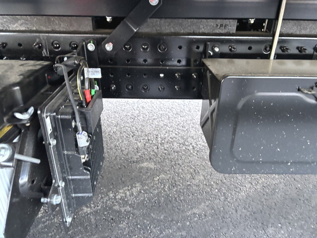 三菱ふそうキャンタークレーン4段小型（2t・3t）[写真36]