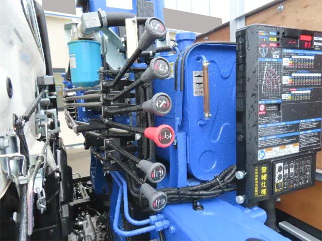 日野レンジャークレーン4段中型（4t）[写真29]