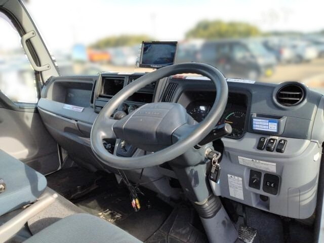 三菱ふそうキャンターキャリアカー小型（2t・3t）[写真29]