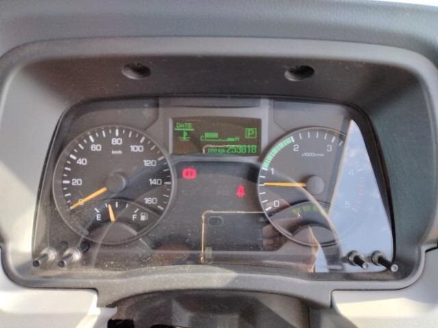 三菱ふそうキャンターキャリアカー小型（2t・3t）[写真30]