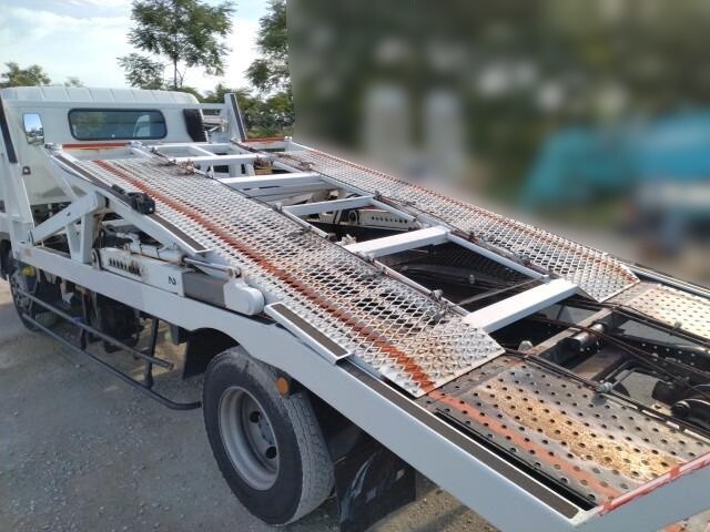 三菱ふそうキャンターキャリアカー小型（2t・3t）[写真09]
