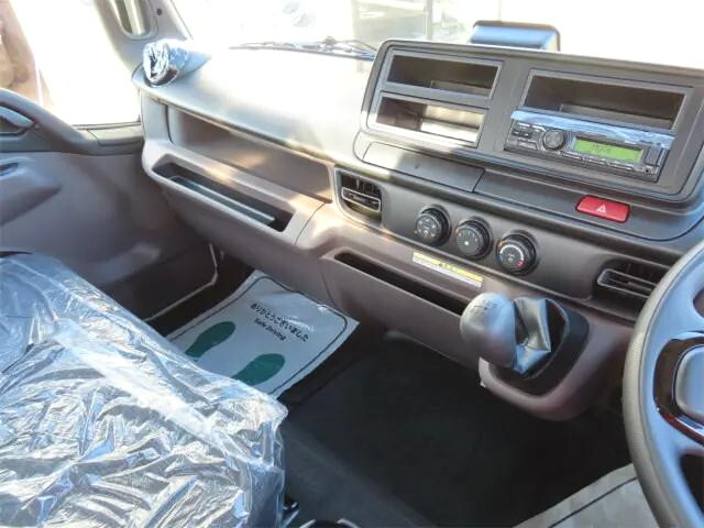 三菱ふそうキャンタークレーン4段小型（2t・3t）[写真14]